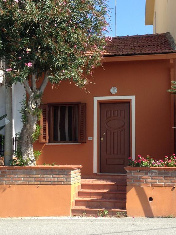 Casa Indipendente Villa Villa San Giovanni Bilik gambar
